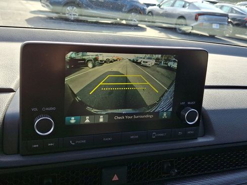 Used 2024 Honda CR-V EX image 17