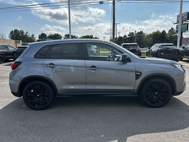 Used 2024 Mitsubishi Outlander Sport ES AWD/4WD image 2