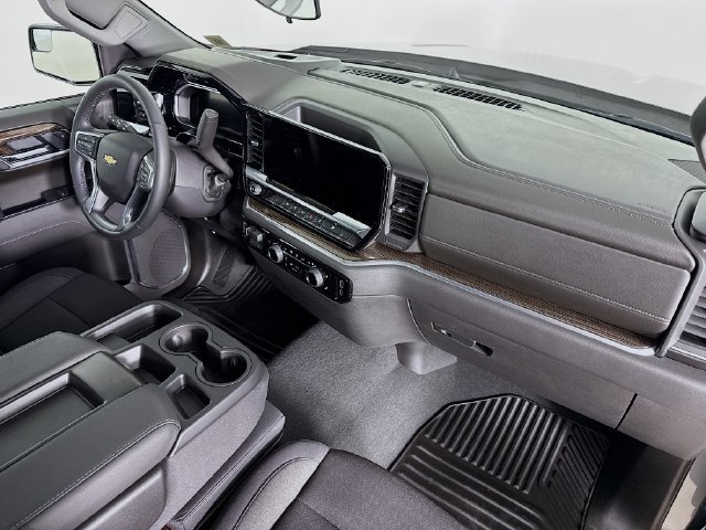 Used 2026 Chevrolet Silverado 1500 LT AWD/4WD image 31