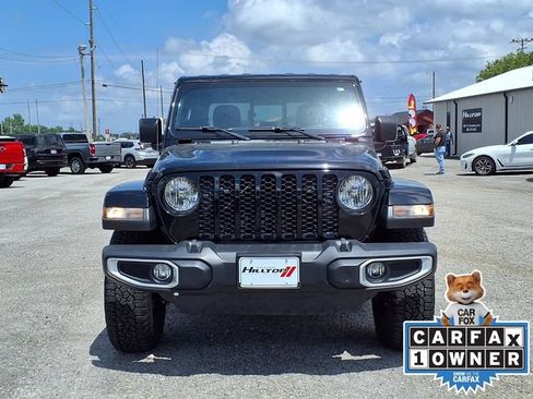 Used 2023 Jeep Gladiator Sport AWD/4WD image 25