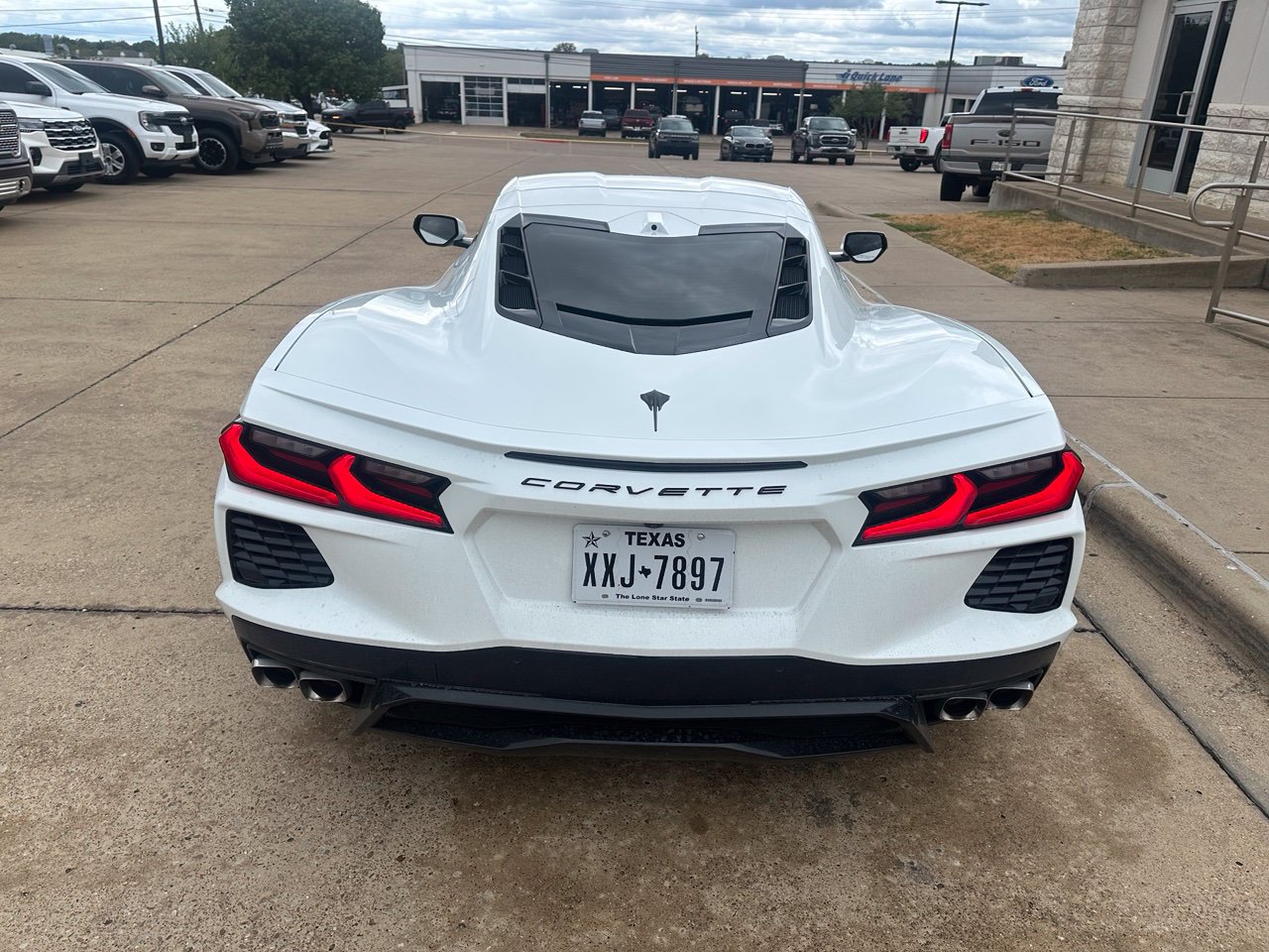 Used 2024 Chevrolet Corvette Stingray Coupe w/ 1LT RWD image 10