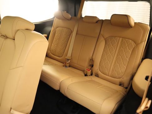 Used 2022 Jeep Grand Wagoneer Series III w/ Flexible Seating Group image 24