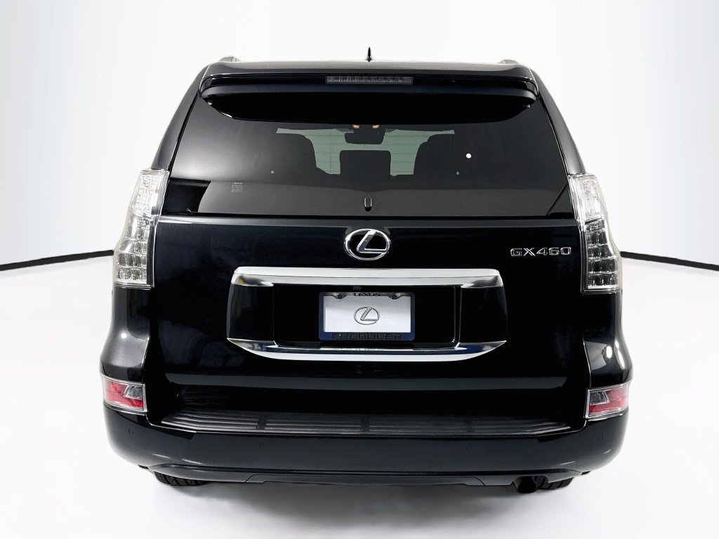 Used 2023 Lexus GX 460 Premium w/ Premium Package AWD/4WD image 6