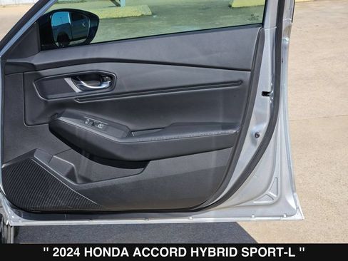 Used 2024 Honda Accord Sport image 32