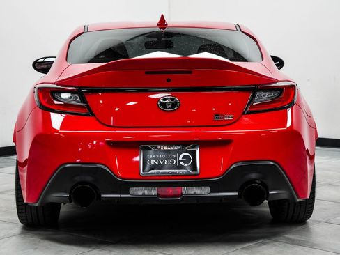 Used 2023 Toyota GR86 Premium w/ ALL Weather Mat Package (TMS) RWD image 9