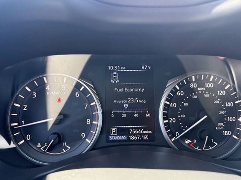 Used 2021 INFINITI Q50 Luxe w/ Seat & Sound Package RWD image 15