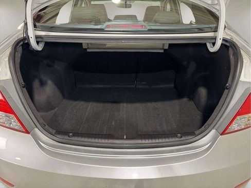 Used 2013 Hyundai Accent GLS image 22