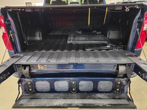 Used 2023 Chevrolet Silverado 1500 High Country w/ High Country Premium Package AWD/4WD image 54
