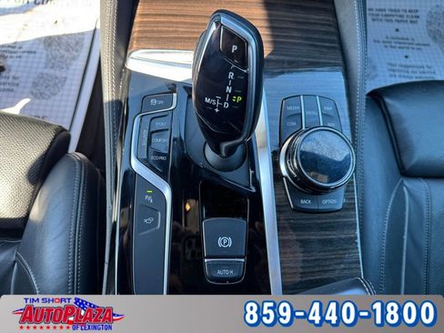 Used 2019 BMW M550i xDrive w/ Premium Package image 34