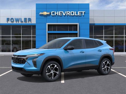 New 2026 Chevrolet Trax RS w/ Sunroof Package image 2