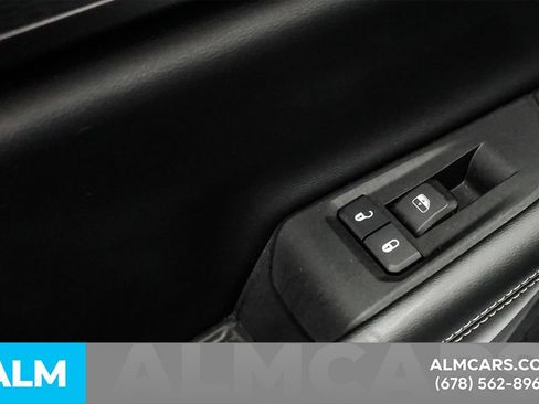 Used 2025 Jeep Grand Cherokee Altitude AWD/4WD image 55