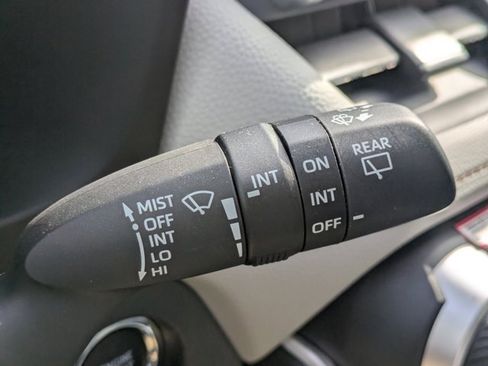 Used 2024 Toyota RAV4 XLE image 29