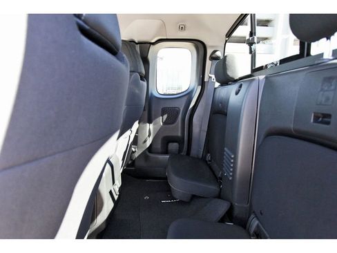 Certified 2024 Nissan Frontier SV w/ SV Convenience Package image 10