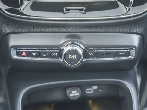 Used 2026 Volvo XC40 B5 Ultra w/ Protection Package Premier image 23