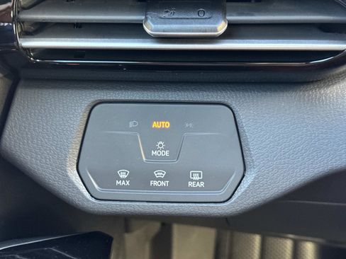 New 2026 Volkswagen ID.4 Pro image 29