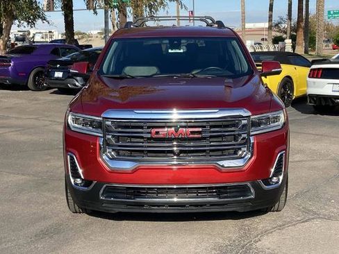 Certified 2023 GMC Acadia SLT w/ Technology Package image 3