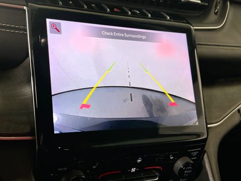 Used 2021 Jeep Grand Cherokee L Limited w/ Trailer Tow Group (B) image 14