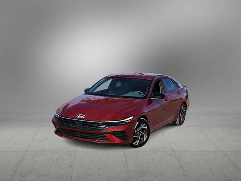 Certified 2025 Hyundai Elantra Sport image 1