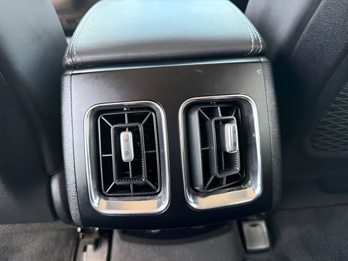 Used 2023 Kia Sorento EX FWD image 28