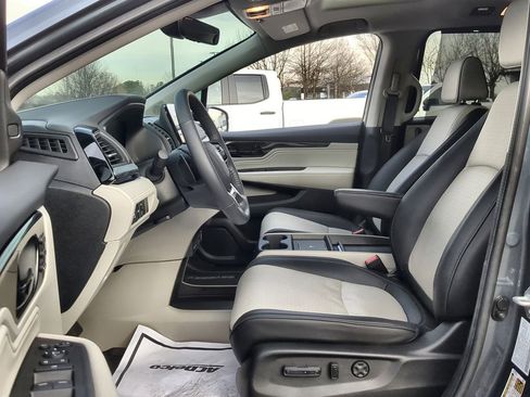 Used 2025 Honda Odyssey Elite image 20