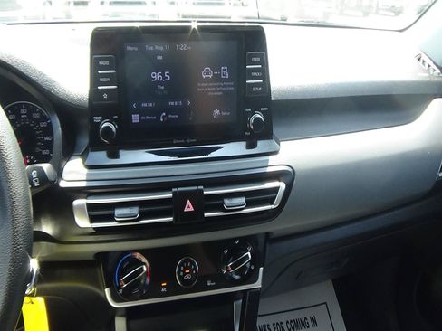 Used 2023 Kia Seltos LX AWD/4WD image 22