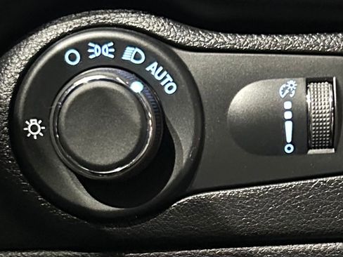Used 2024 Dodge Durango GT AWD/4WD image 70