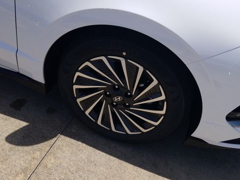 New 2026 Hyundai Sonata SEL FWD image 24