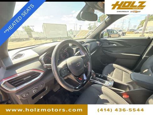 Certified 2023 Chevrolet TrailBlazer RS w/ Sun and Liftgate Package AWD/4WD image 11