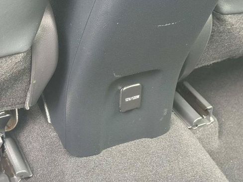Used 2019 Toyota Prius Prime Advanced FWD image 17
