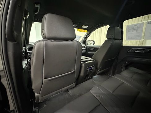 Certified 2025 Chevrolet Suburban Z71 image 26