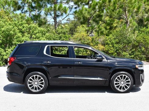 Used 2021 GMC Acadia Denali w/ Denali Technology Package FWD image 36