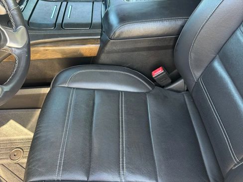 Used 2018 GMC Yukon XL Denali w/ Open Road Package image 24