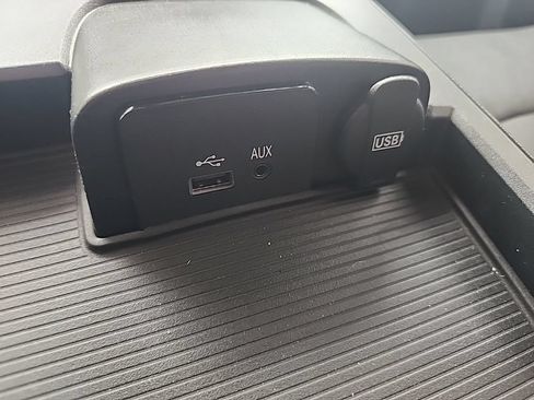 Used 2017 RAM 1500 Sport AWD/4WD image 24