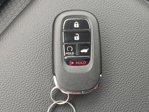 Used 2025 Honda CR-V EX image 28