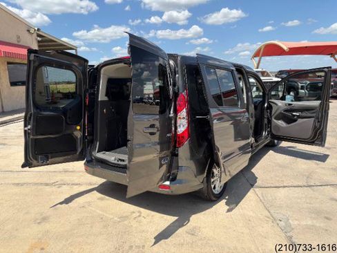 Used 2022 Ford Transit Connect XLT FWD image 25