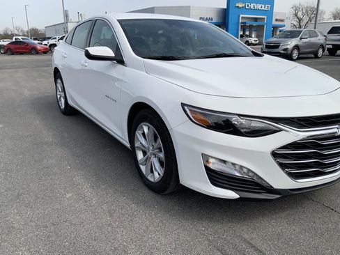 Used 2024 Chevrolet Malibu LT image 11