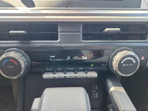 Used 2025 Toyota 4Runner SR5 image 17