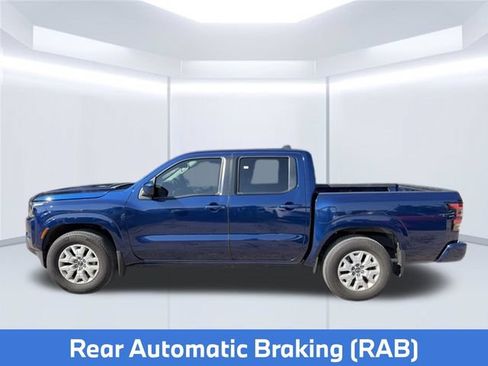 Used 2023 Nissan Frontier SV w/ Technology Package RWD image 11