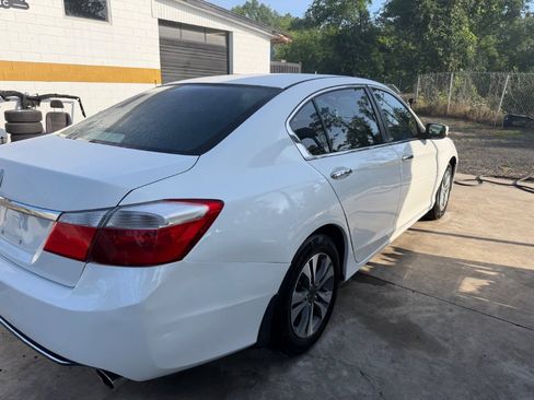 Used 2013 Honda Accord LX image 3