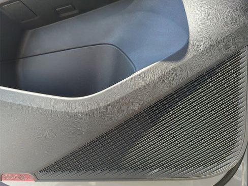 New 2026 Volkswagen Atlas SE image 27