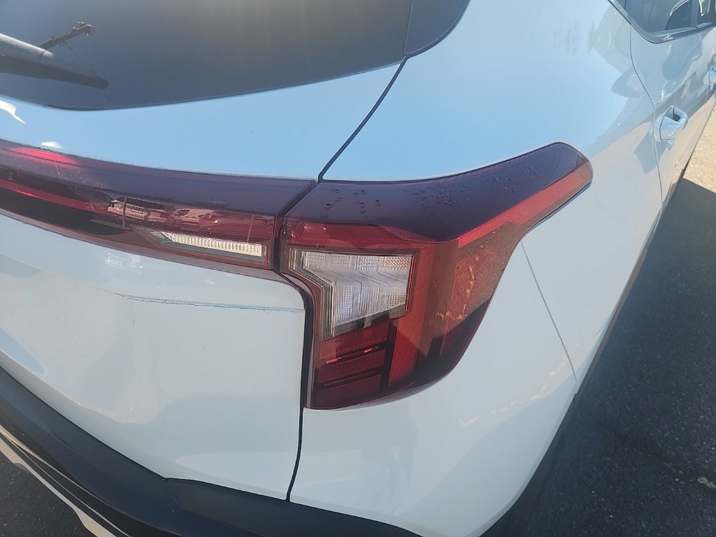 Certified 2024 Kia Seltos EX FWD image 12