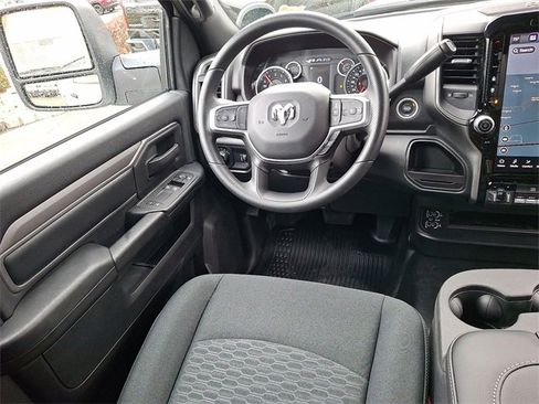 Used 2025 RAM 3500 Tradesman image 12