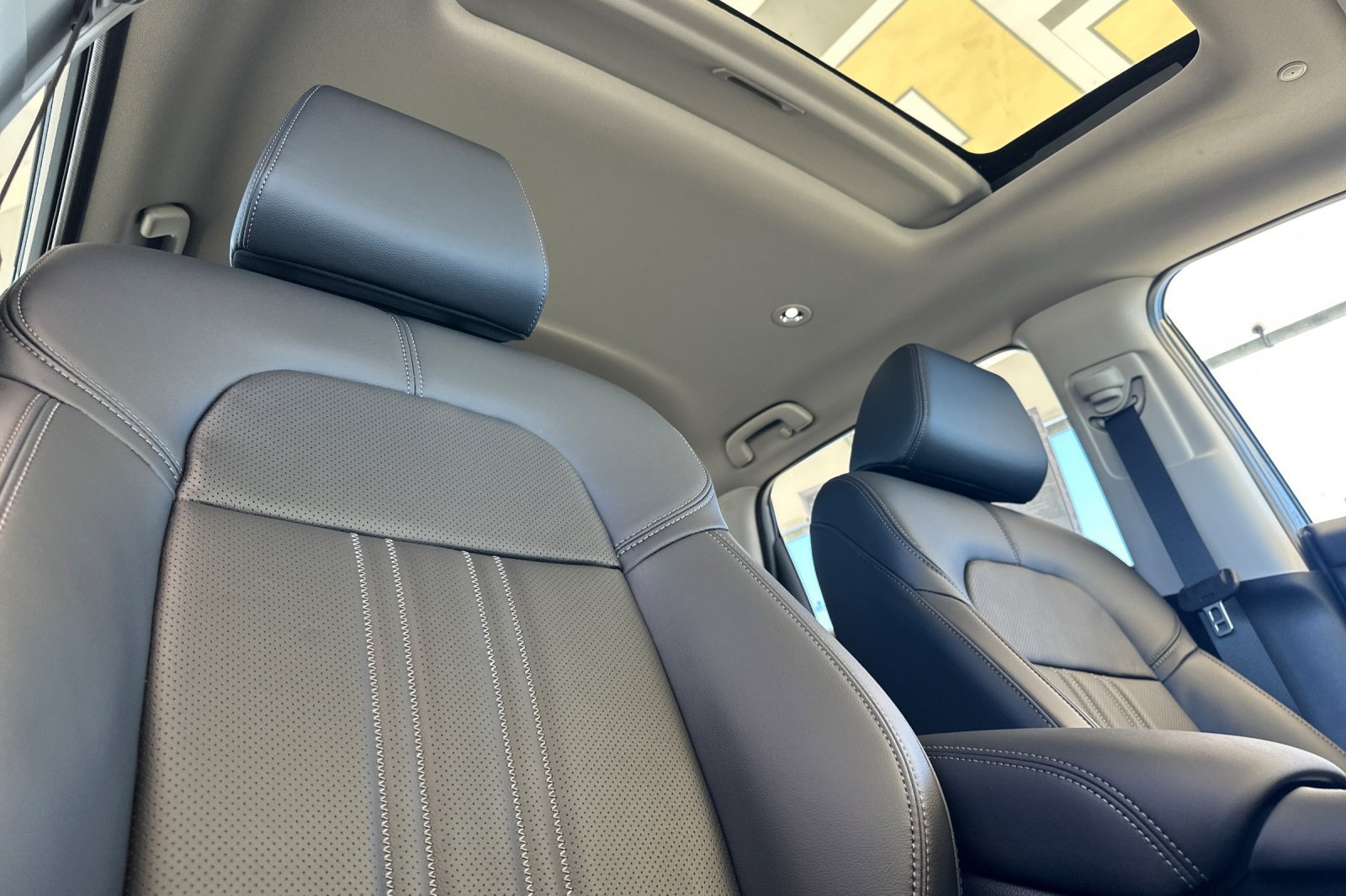 New 2027 Honda HR-V EX-L image 18