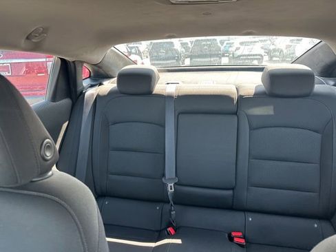 Used 2018 Chevrolet Malibu LT FWD image 24