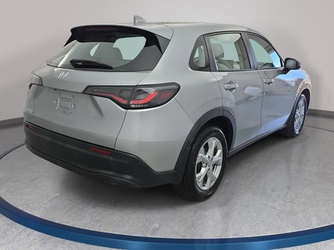Used 2023 Honda HR-V LX image 5
