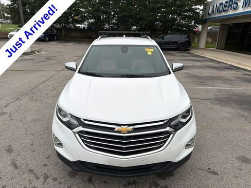 Used 2019 Chevrolet Equinox Premier FWD image 9