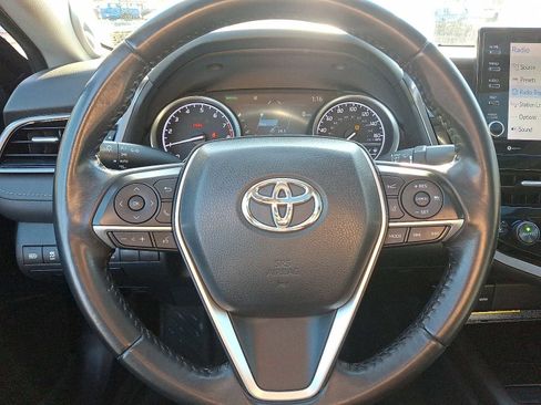 Used 2021 Toyota Camry XLE w/ Navigation Package image 20