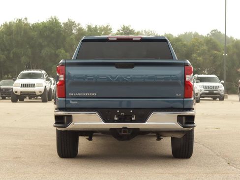 Used 2024 Chevrolet Silverado 1500 LT AWD/4WD image 6