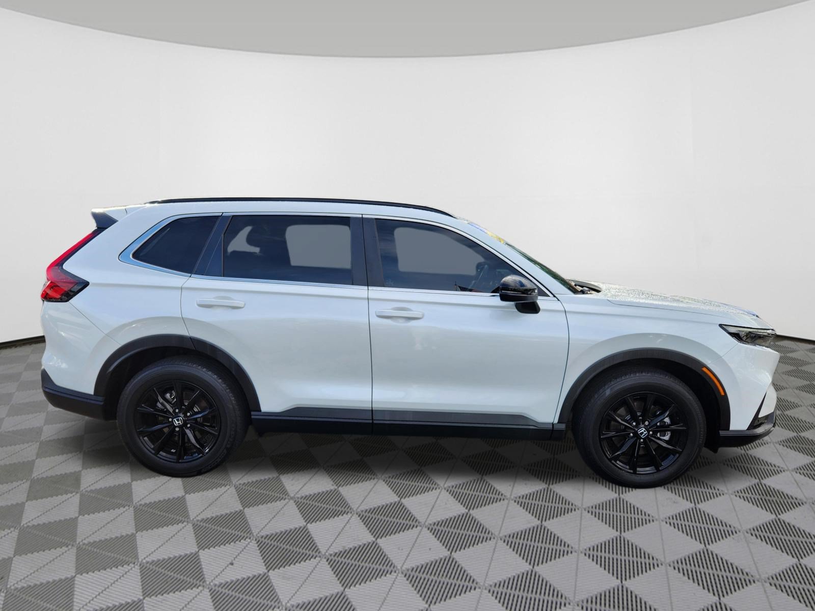 Certified 2024 Honda CR-V Sport-L image 6