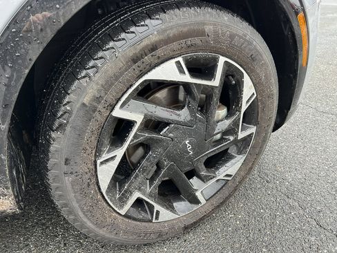 Used 2024 Kia Sportage SX image 10